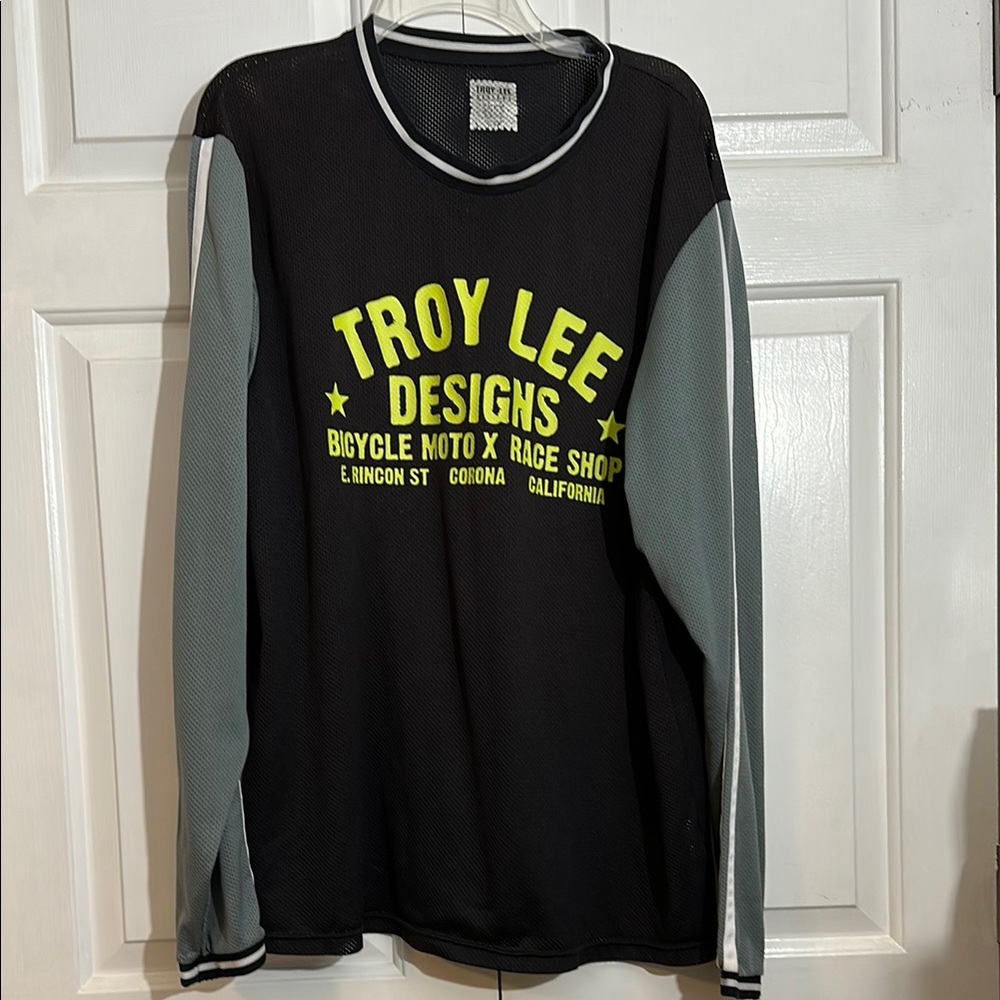 Troy Lee Designs Black and Gray Moto Jersey size large